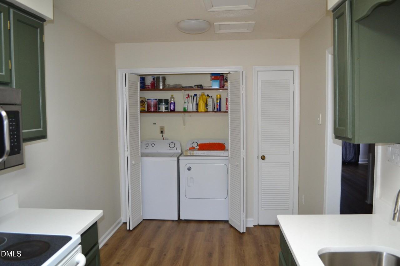 4018 The Oaks Dr - Photo 6 of 34