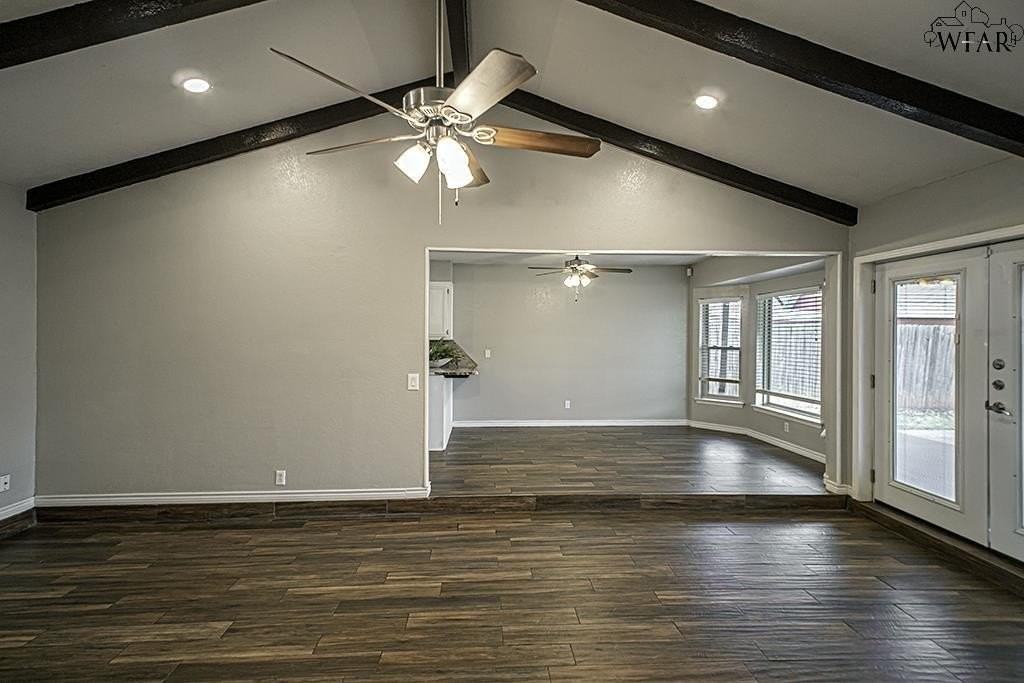 4605 MISTY VALLEY STREET EAST - Photo 3 of 20