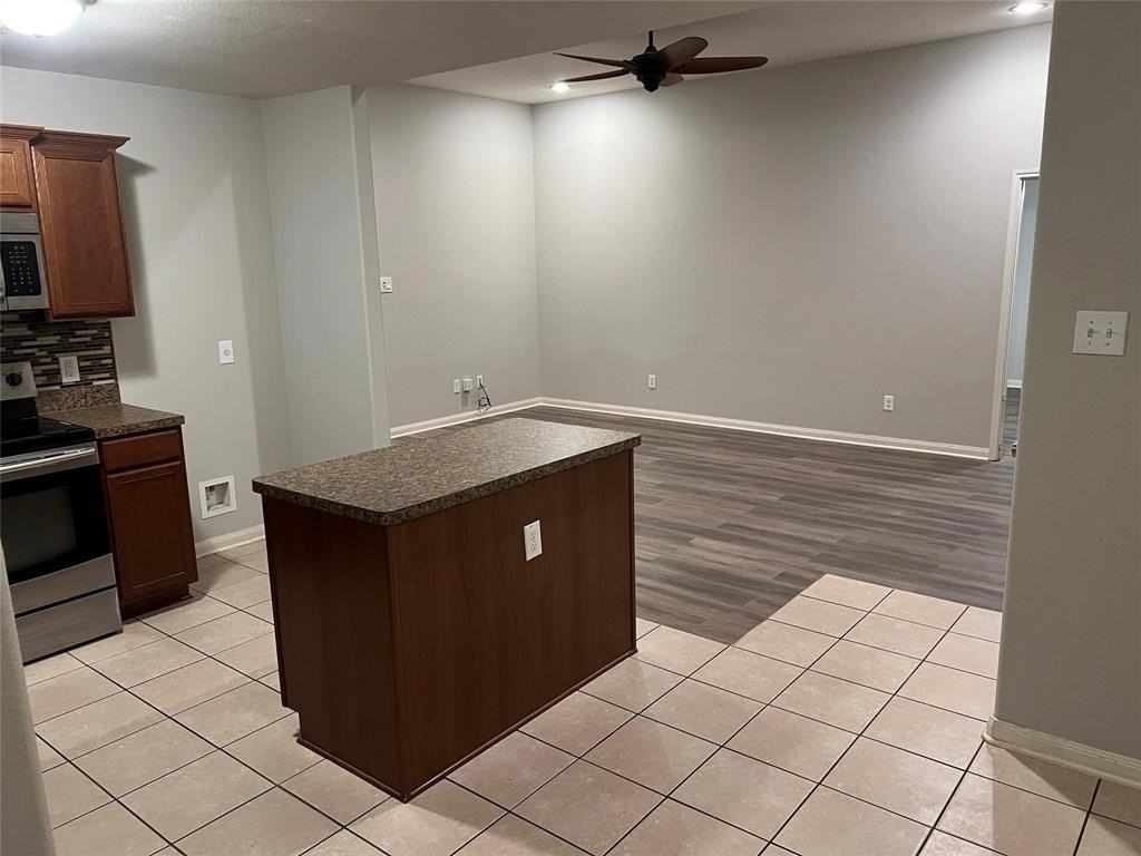 107 Cowpoke Ct - Photo 6 of 20