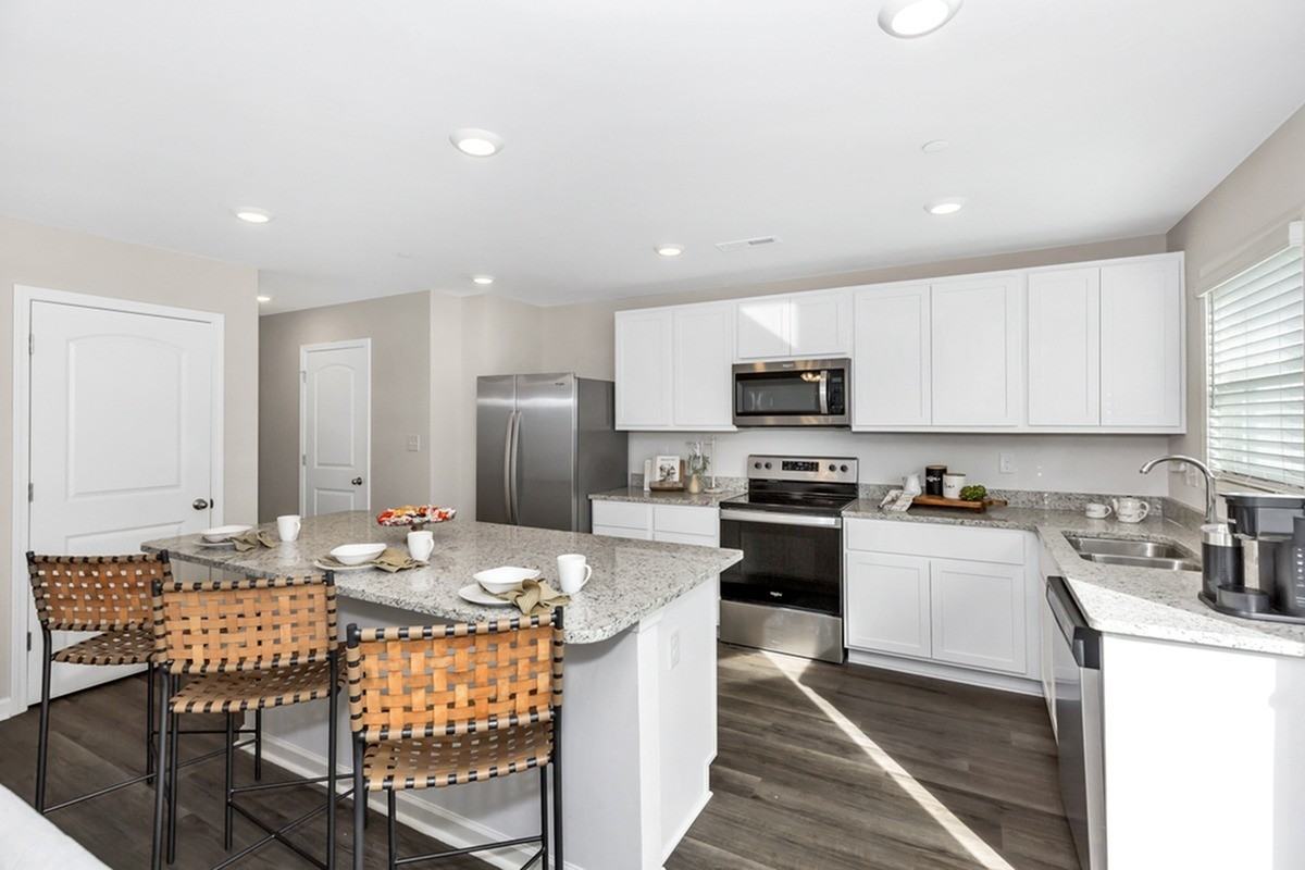 Central Park - Photo 4 of 14