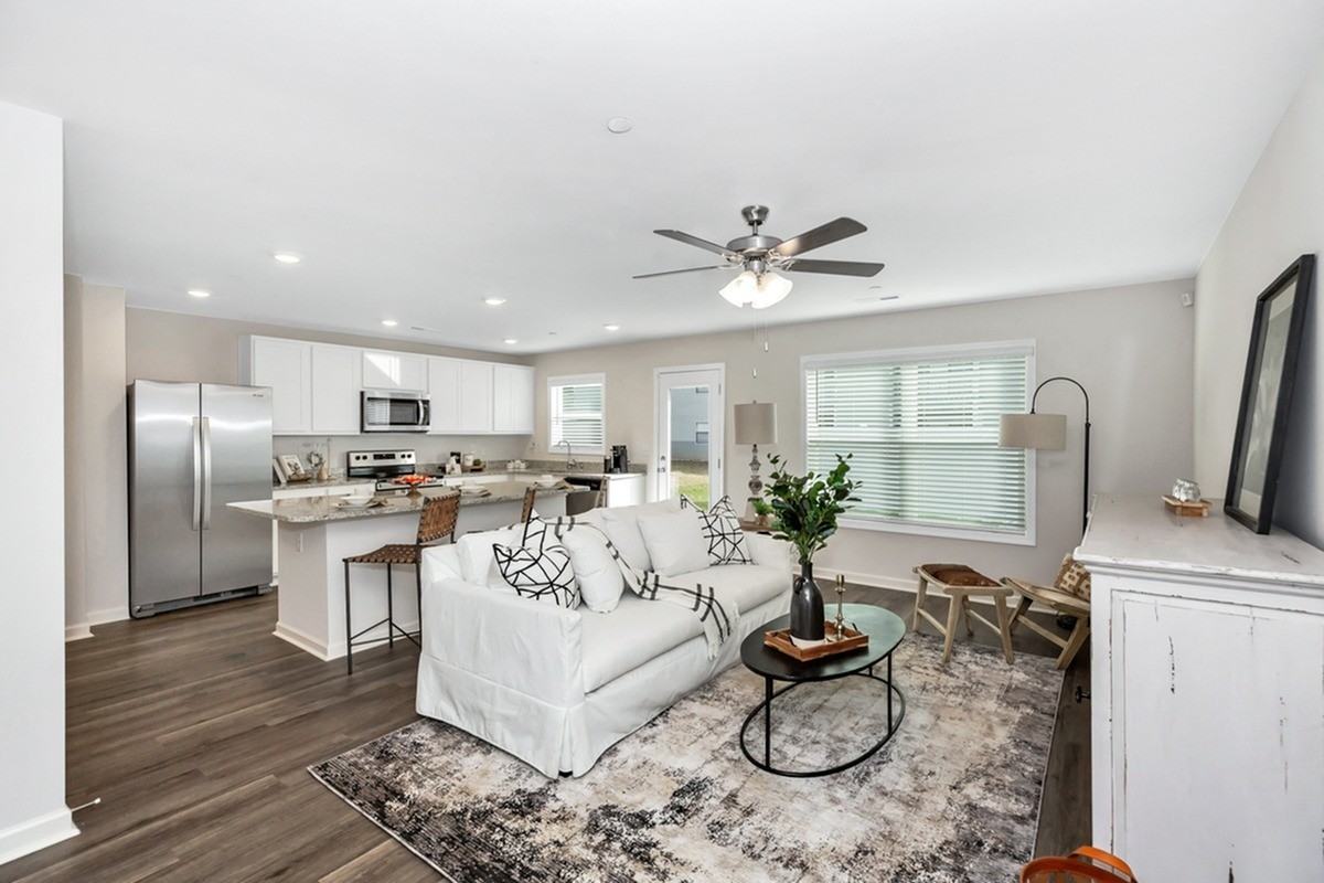 Central Park - Photo 7 of 14