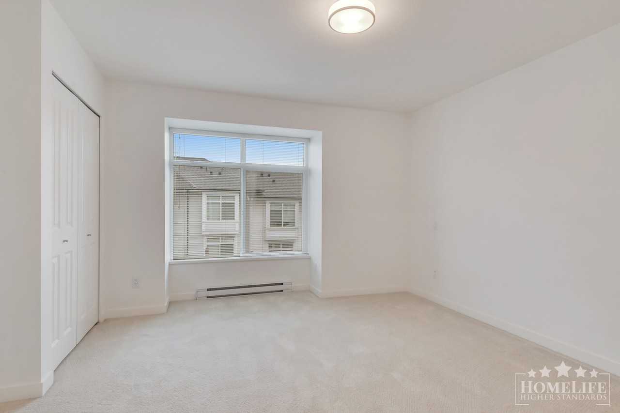 2838 Livingstone Ave - Photo 6 of 17