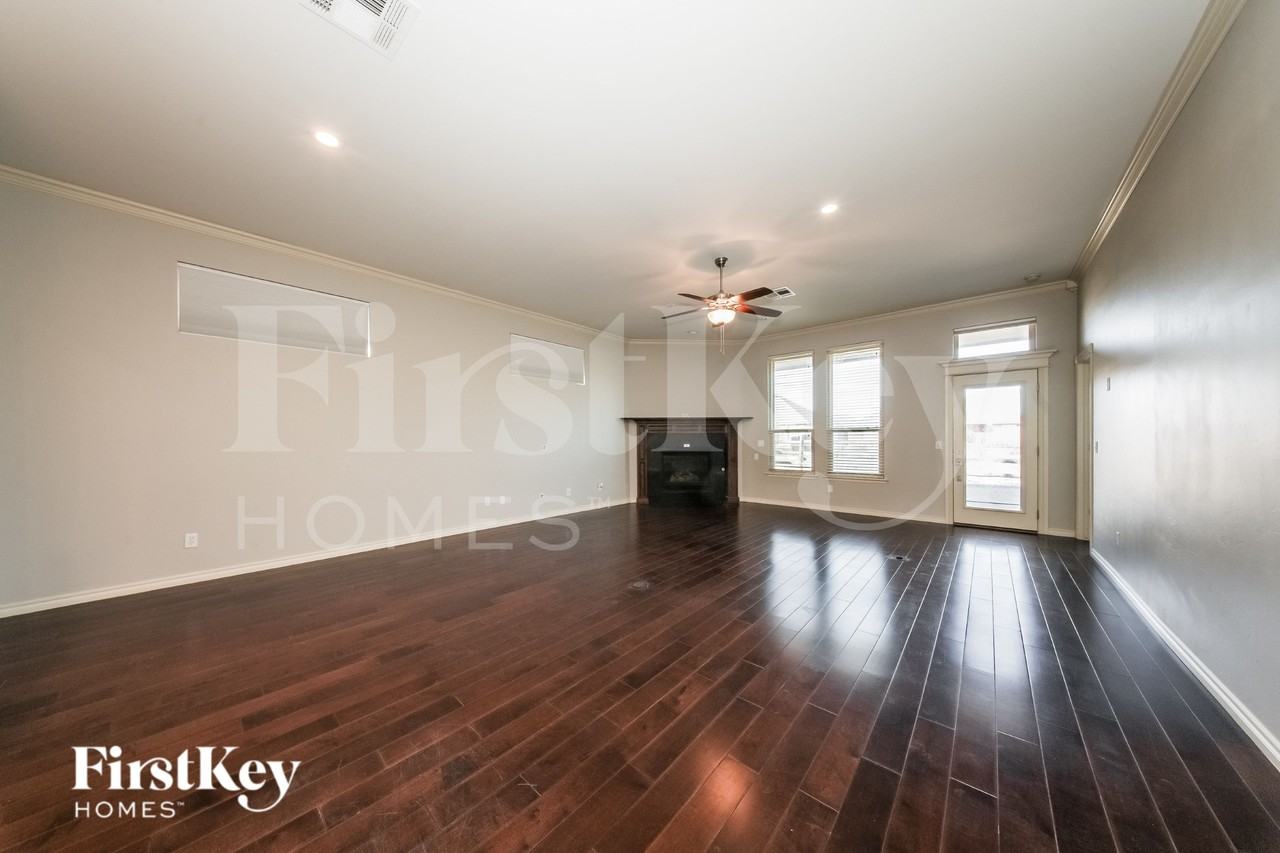 3100 Carnoustie Dr - Photo 3 of 19