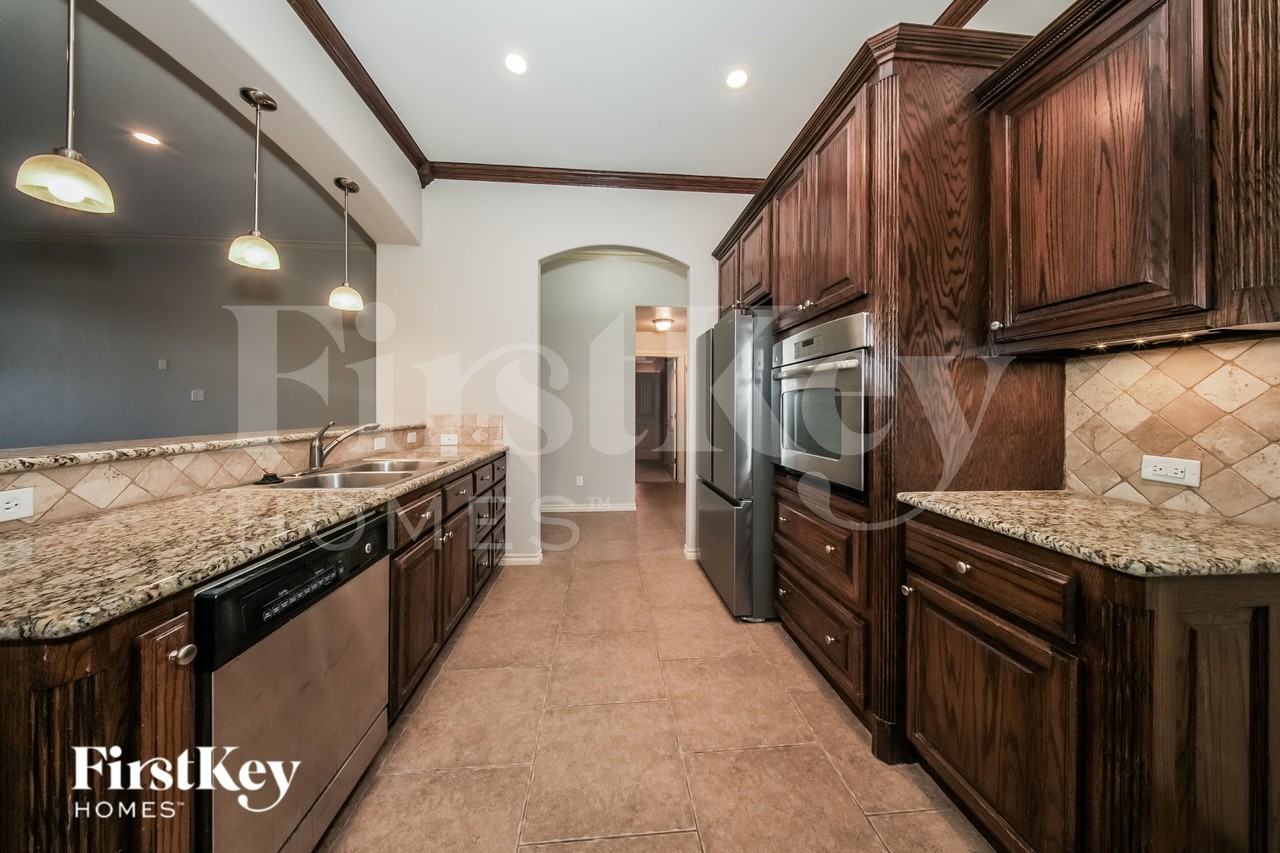 3100 Carnoustie Dr - Photo 7 of 19