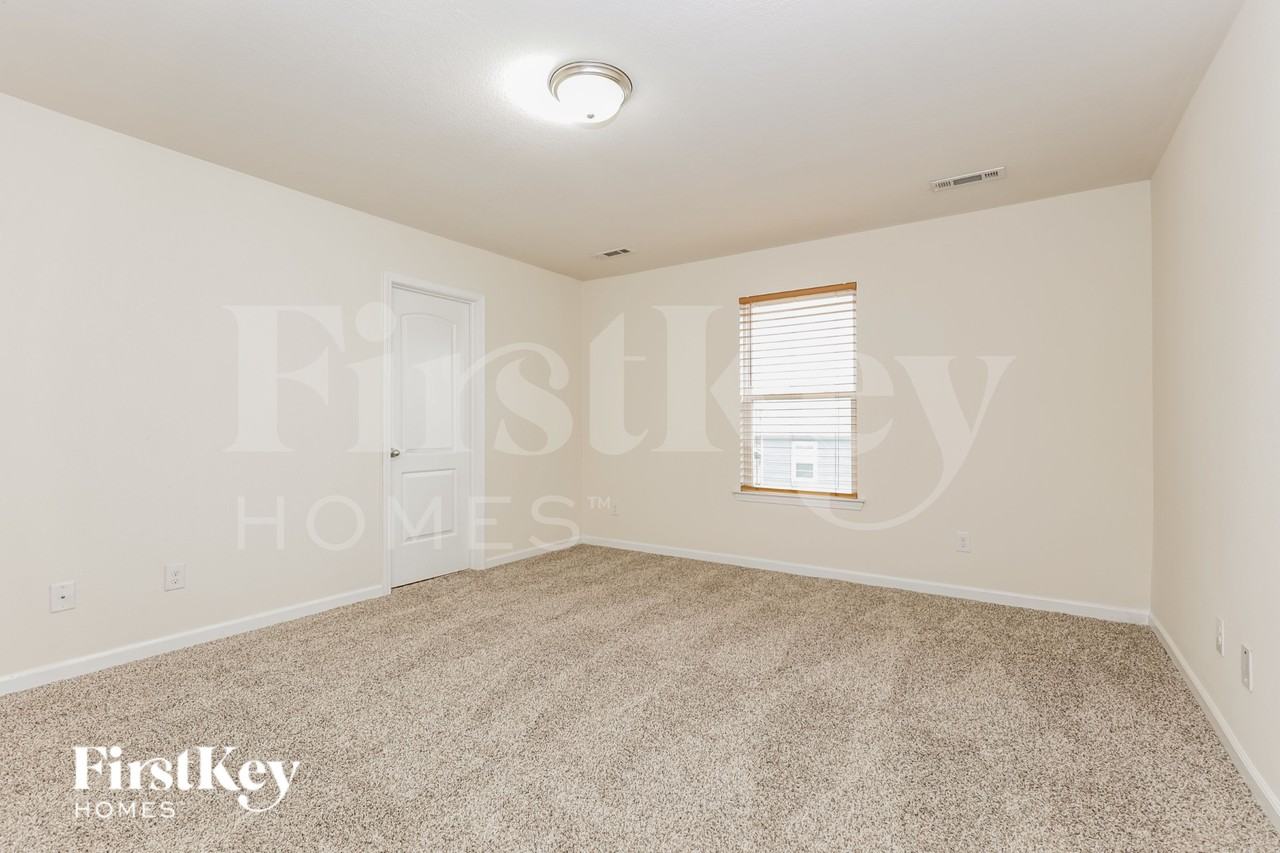 209 Kirkside Dr - Photo 7 of 16