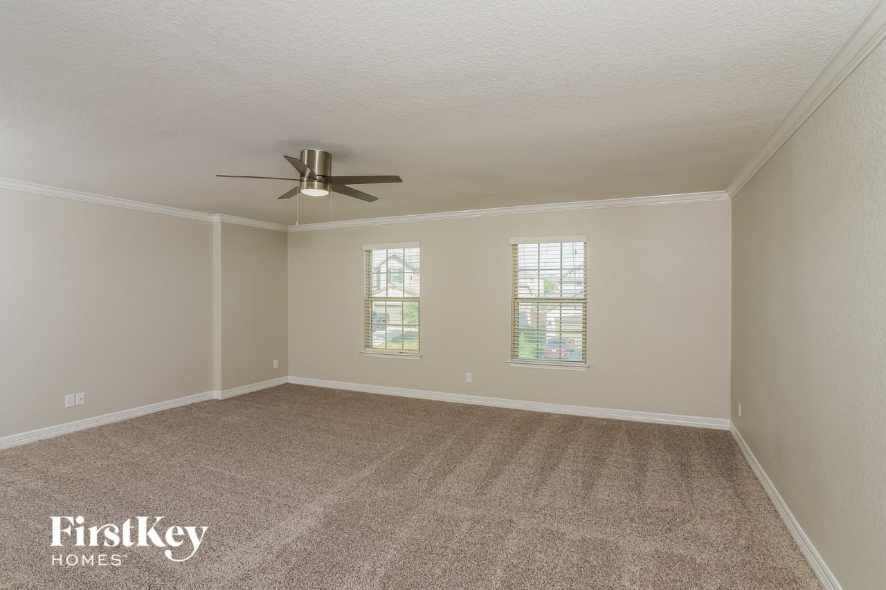 3120 Half Moon Dr - Photo 5 of 15