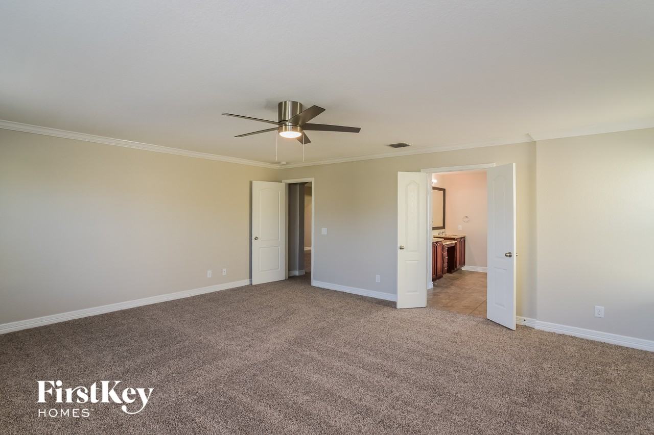 3120 Half Moon Dr - Photo 6 of 15