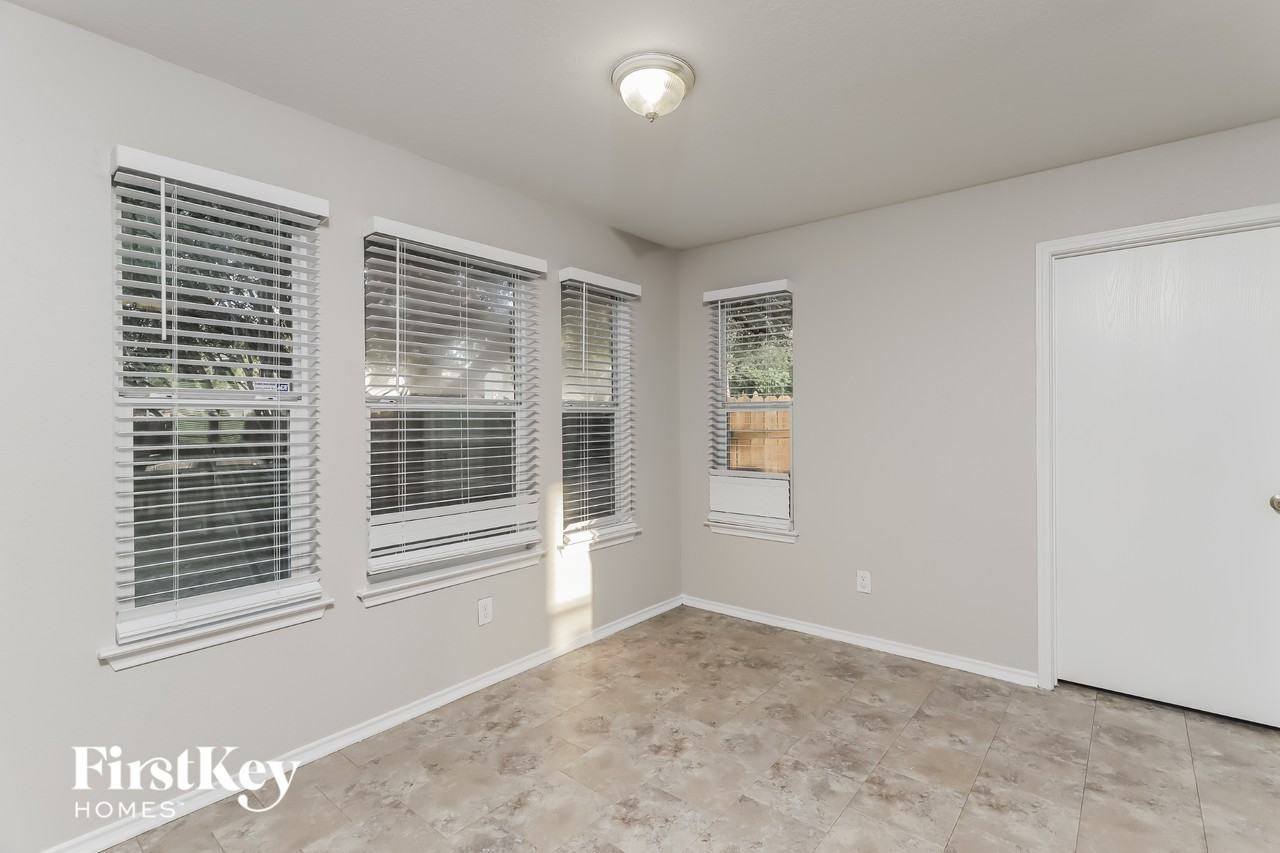 11019 Forest Shower - Photo 7 of 15