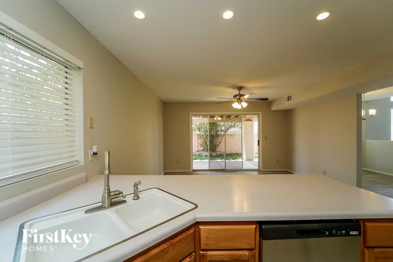 3017 W Sun Ranch Trl - Photo 7 of 15