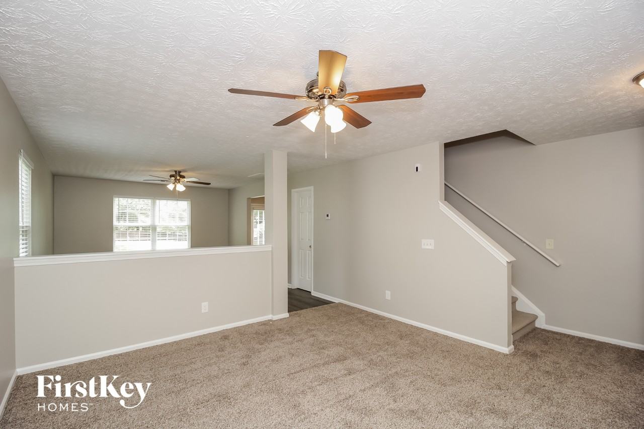 6109 Buck Hollow Dr Nw - Photo 4 of 15