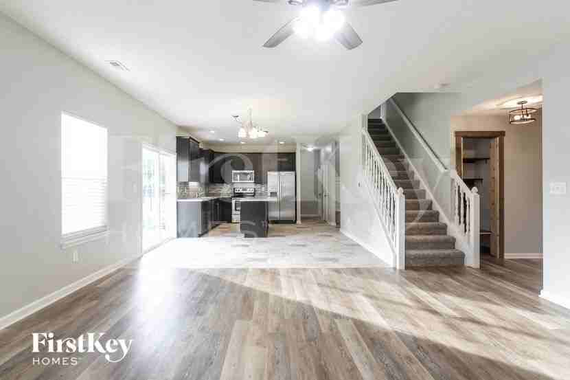 3410 S Cordell Rd - Photo 2 of 15