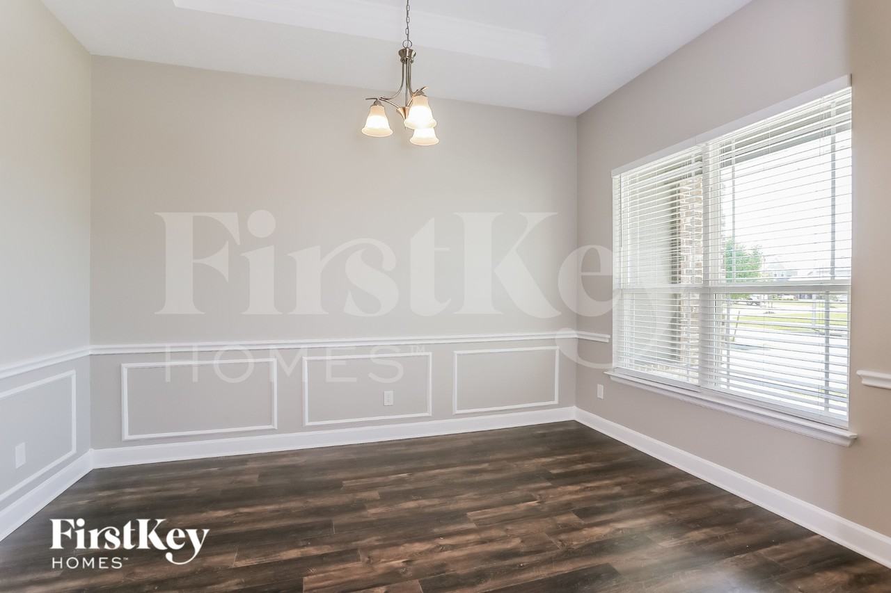 9923 Oaklawn Dr - Photo 6 of 18