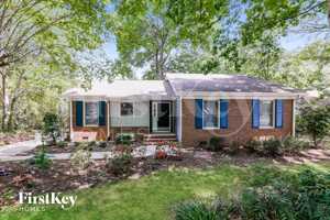 featured image of 4914 Chestnut Lake Dr