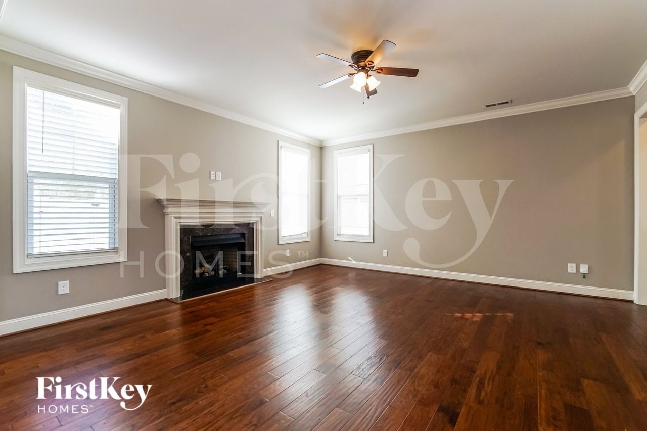 3218 Britmass Dr - Photo 3 of 16