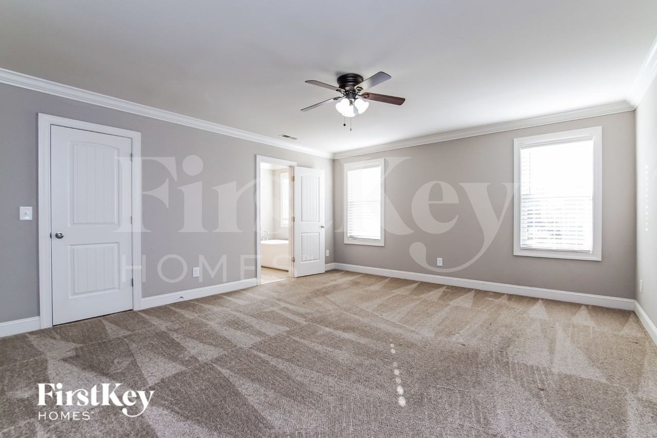 3218 Britmass Dr - Photo 7 of 16