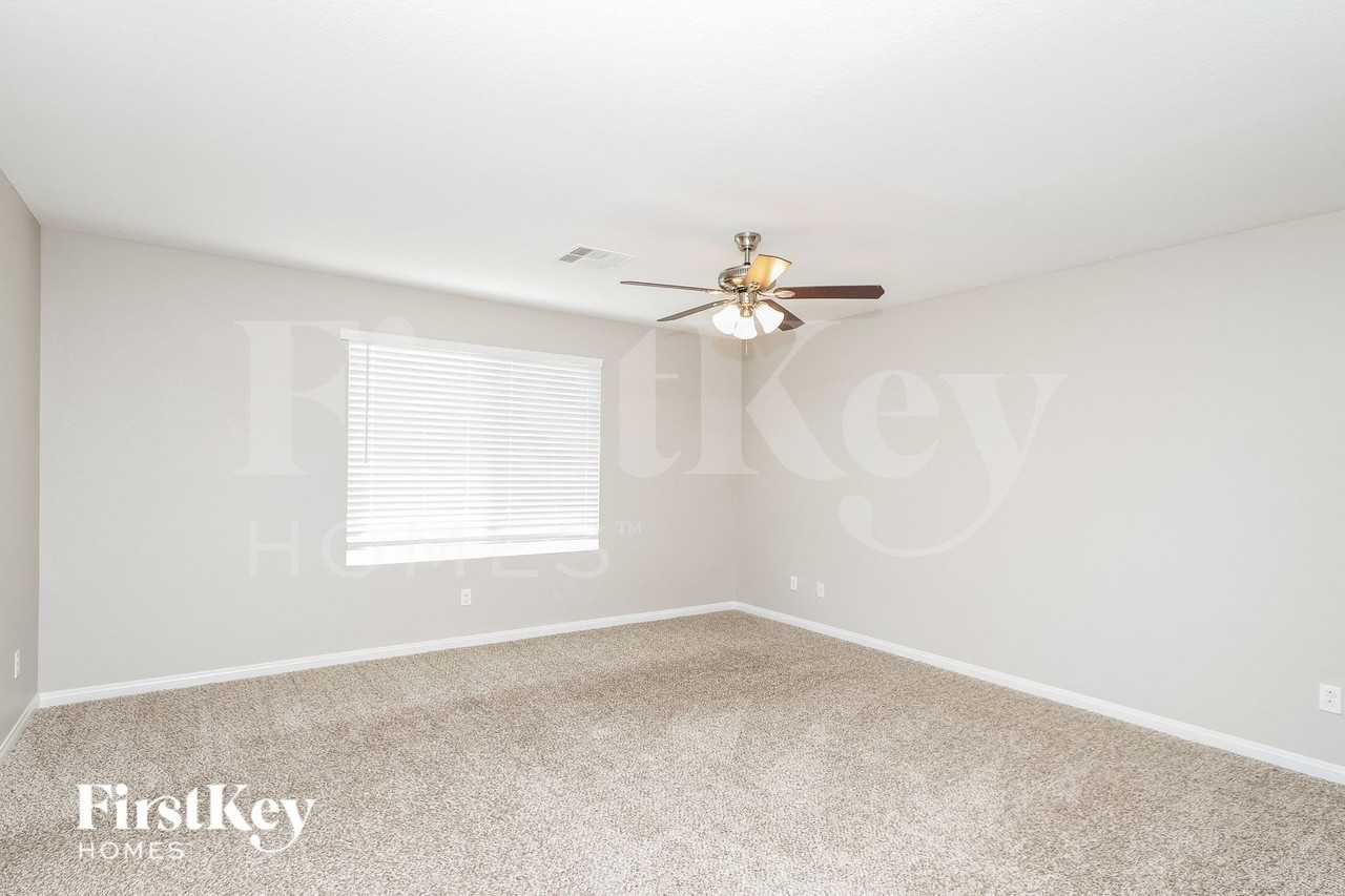 6703 Treble Clef Ave - Photo 7 of 15