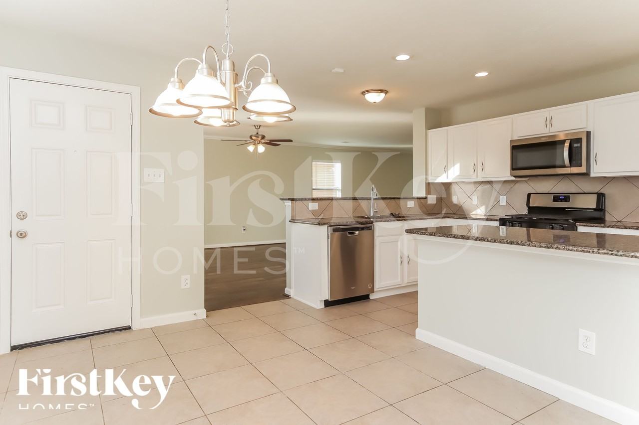 12919 Belmont Legend Ct - Photo 6 of 18