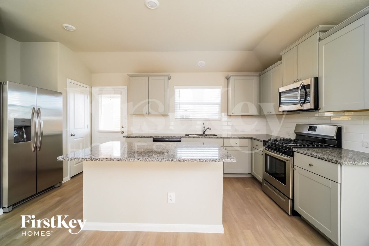 13010 Thyme Way - Photo 6 of 15