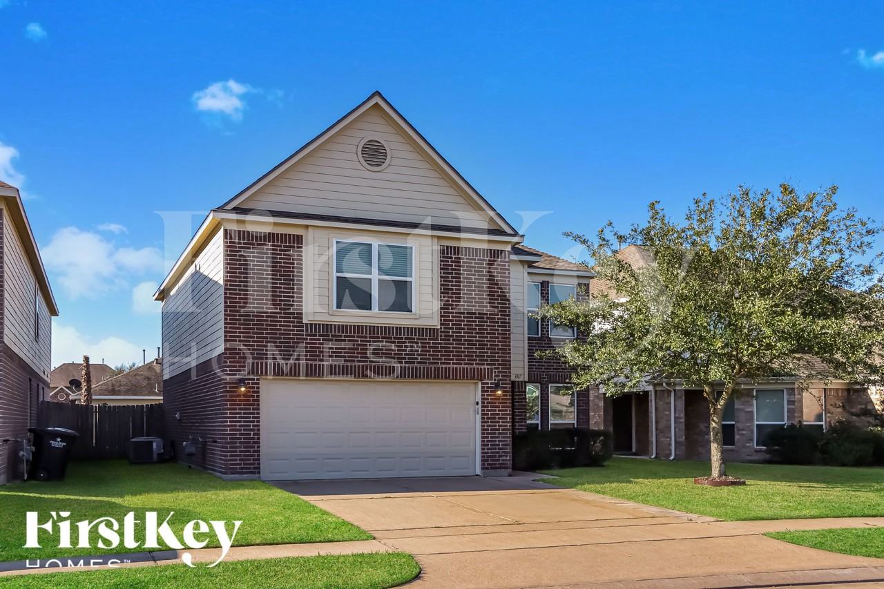 3147 Upland Spring Trce - Photo 2 of 18