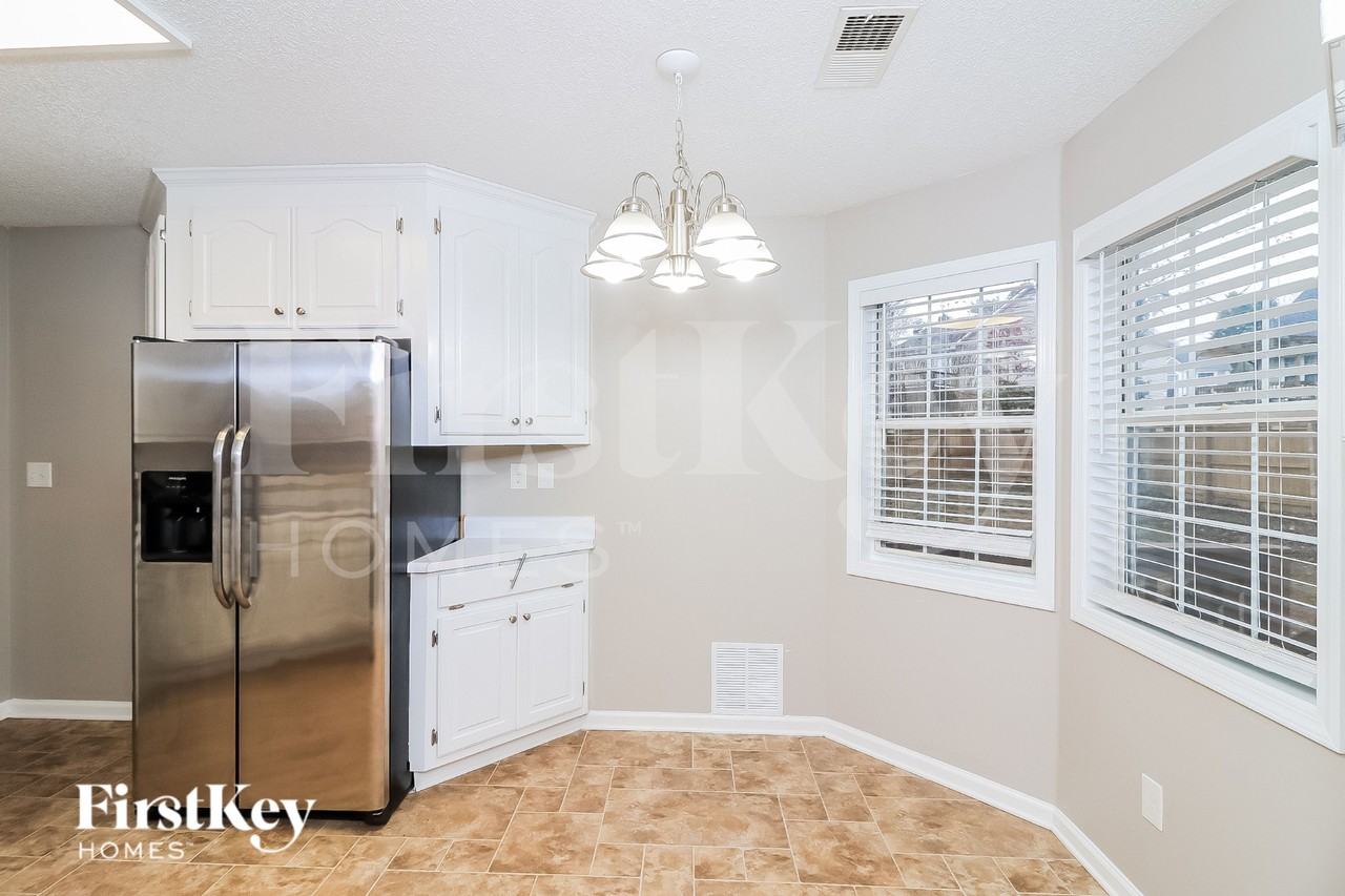 4912 Baker Ridge Pl - Photo 7 of 15