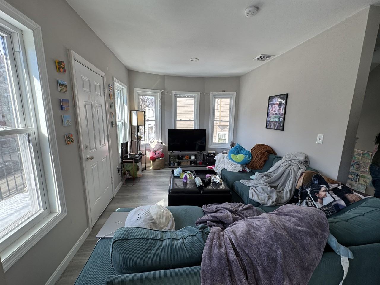 66 Quint Ave #2 - Photo 3 of 17