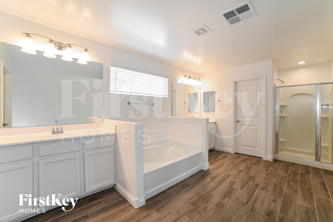 263 N Sunrise - Photo 7 of 15