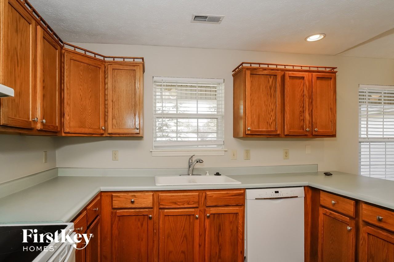 1489 Mimosa Ct - Photo 6 of 15