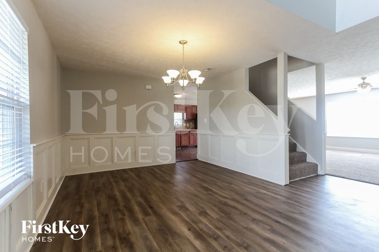 6009 Copeland Lakes Dr - Photo 5 of 15