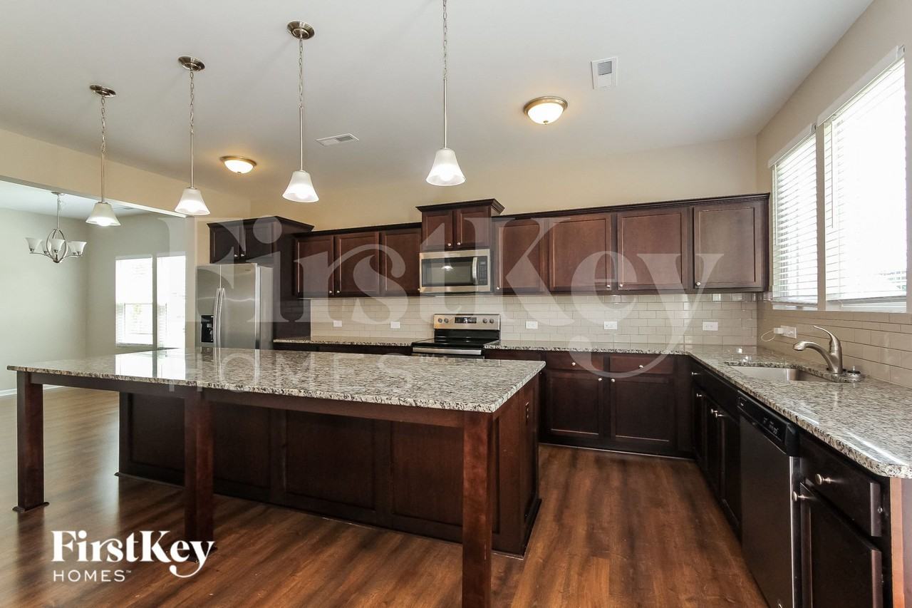 505 Contentment Dr - Photo 6 of 15