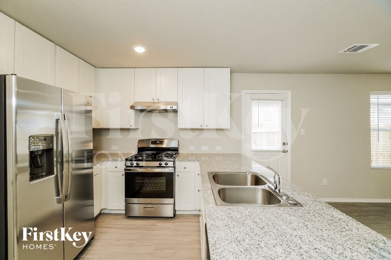 9115 Griffith Run - Photo 7 of 15