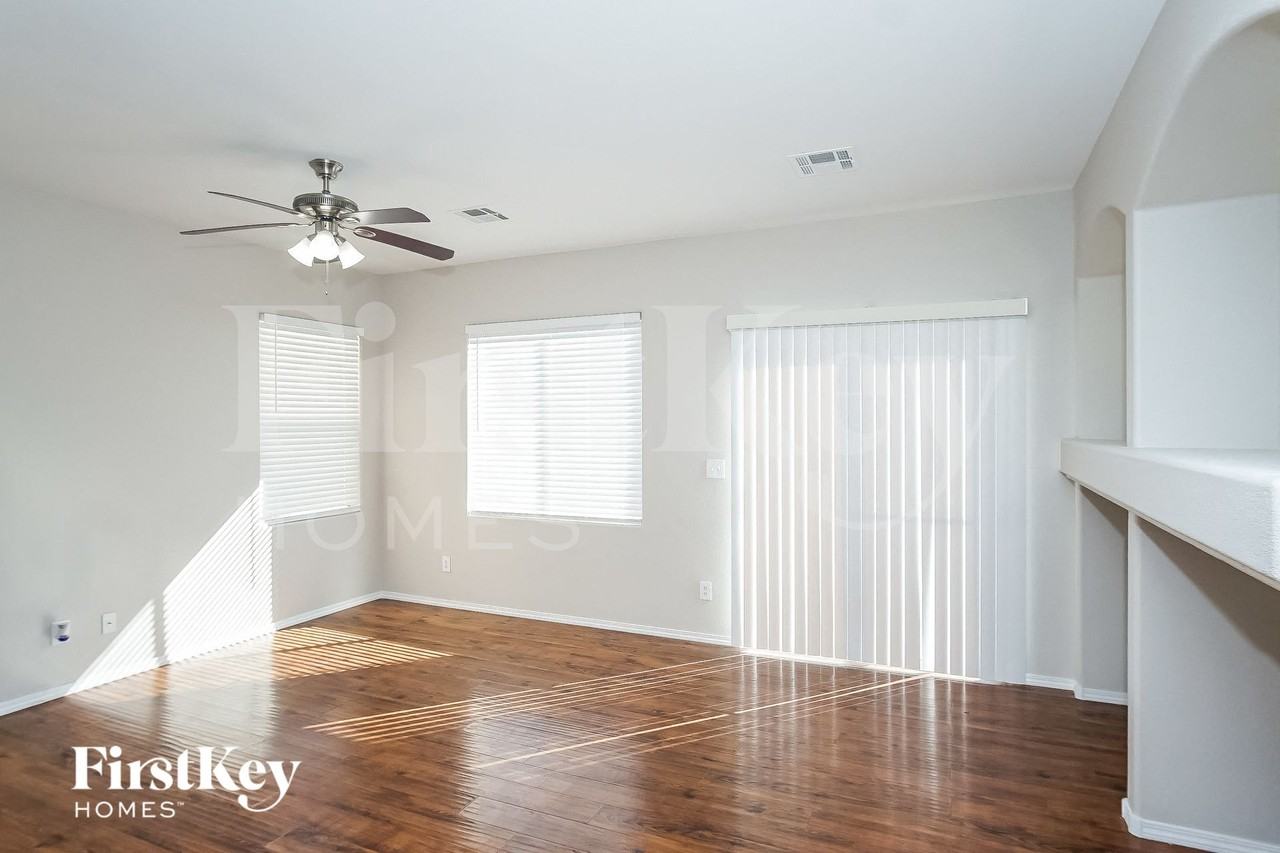 7486 Decoro St - Photo 2 of 15