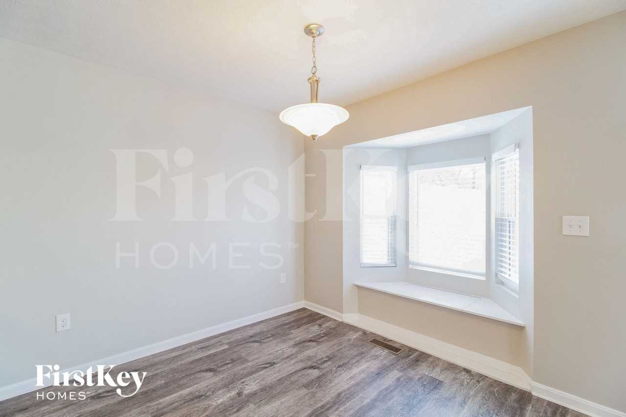 7567 Harmill Ct - Photo 6 of 15