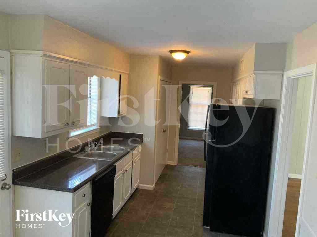 5117 Scrivener Dr - Photo 2 of 15