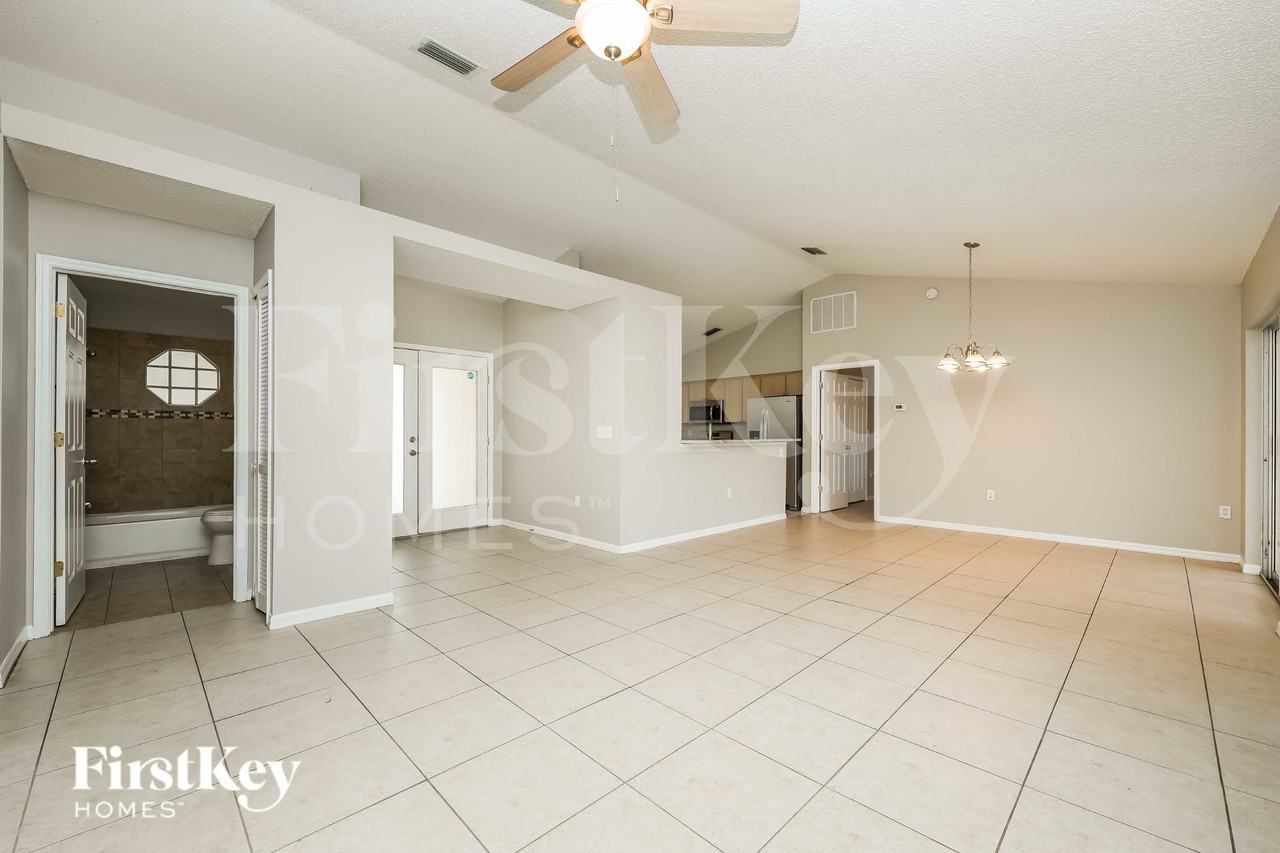 4830 Mill Run Dr - Photo 2 of 19