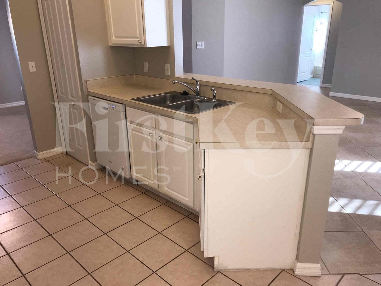 1550 Golfside Village Blvd - Photo 4 of 14