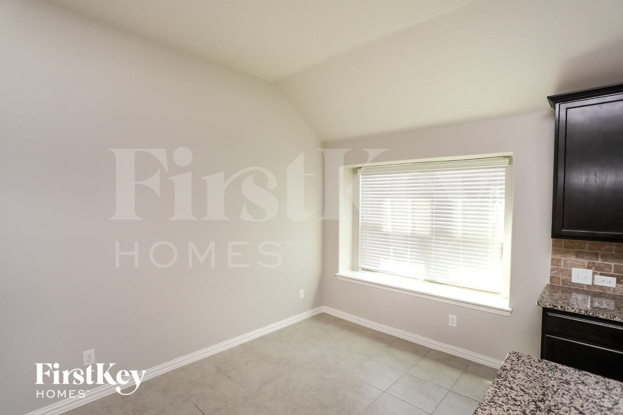 14820 Rocky Face Ln - Photo 3 of 15