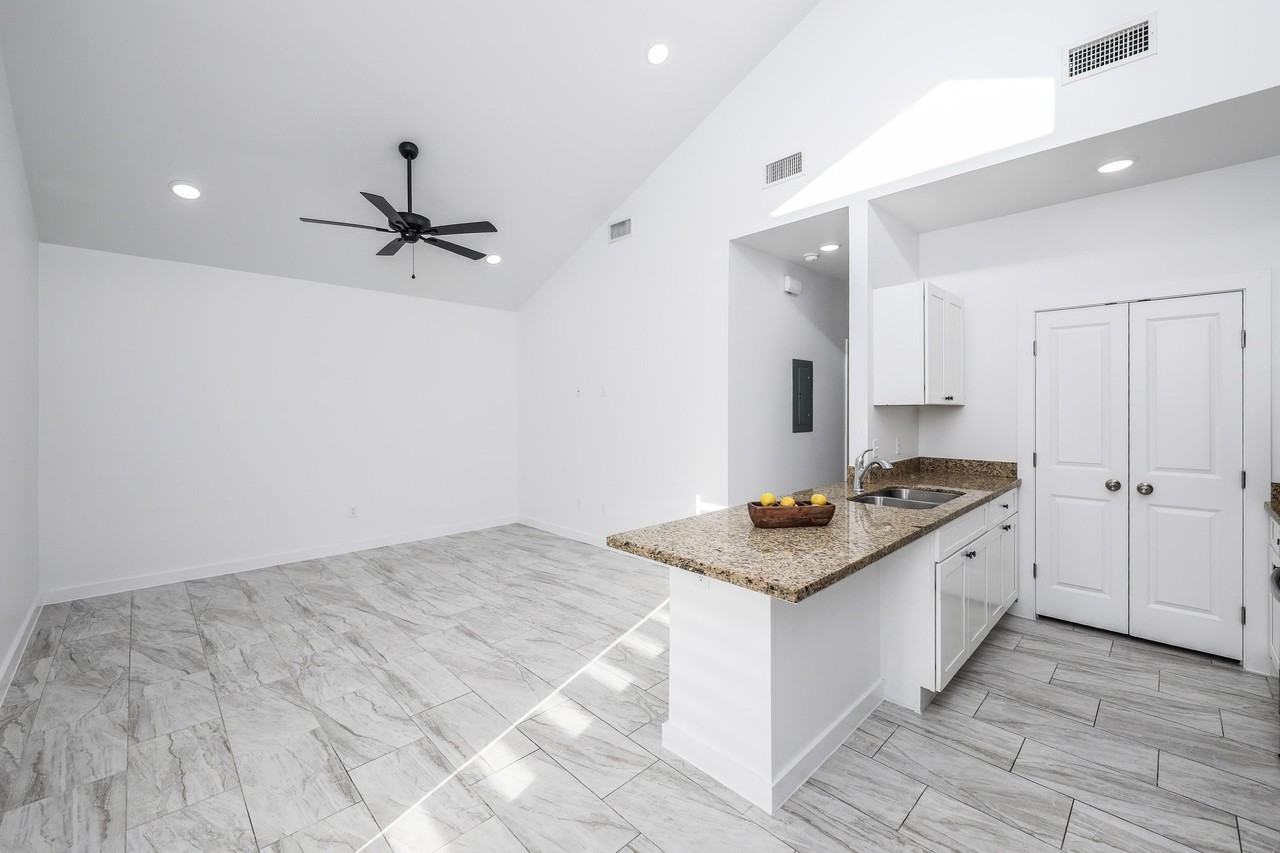 3911 Casa Blanca Rd - Photo 7 of 34