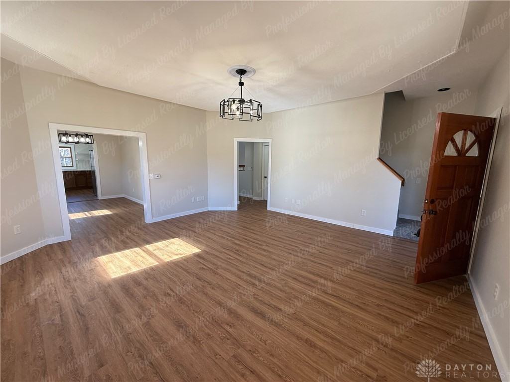 3309 Sharon Ave - Photo 7 of 49