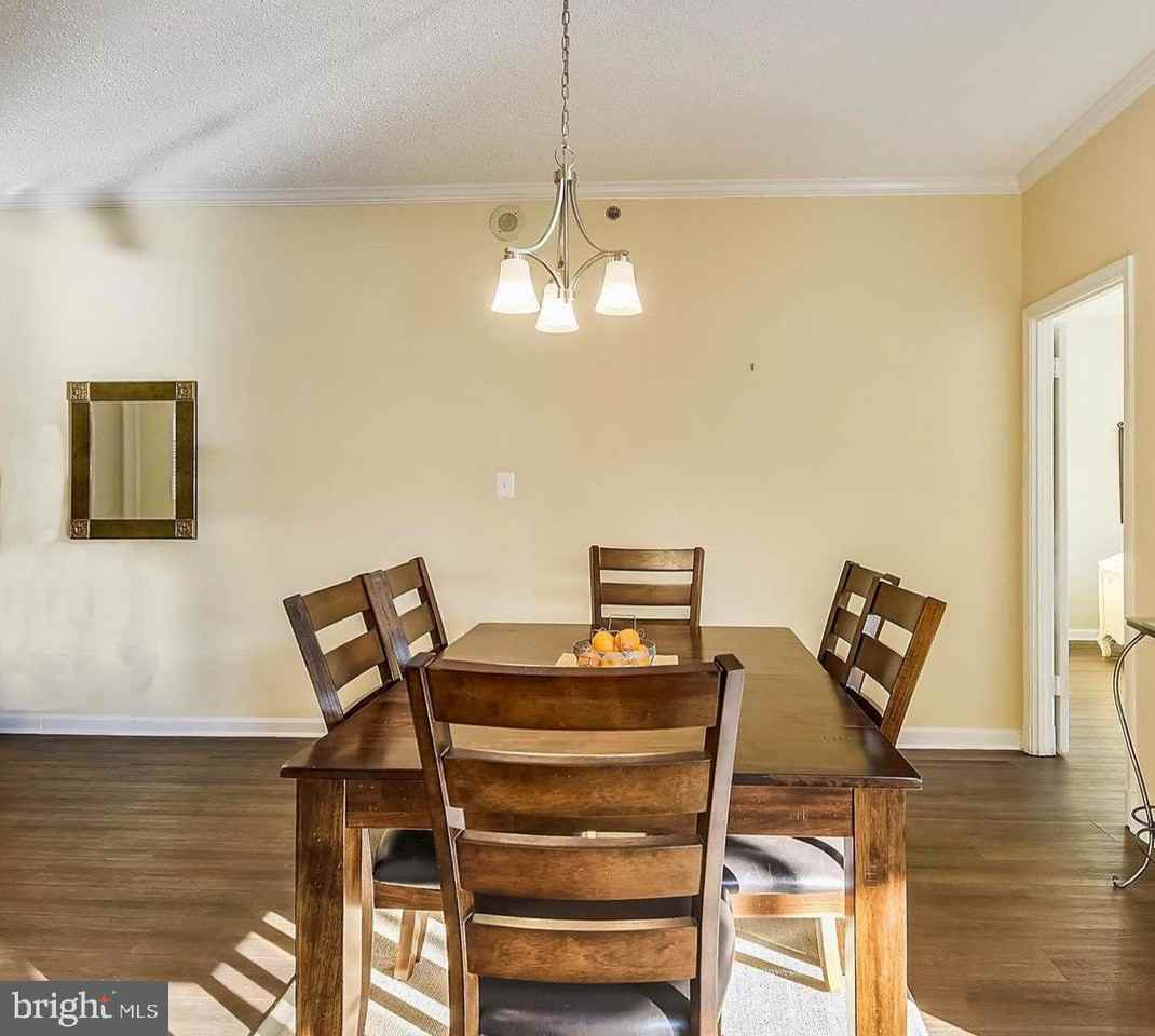 1211 S Eads St ##602 - Photo 3 of 50