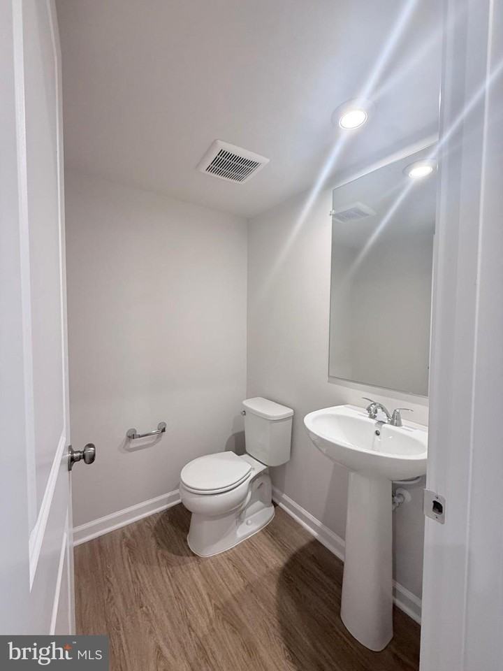 73 Empire Ln - Photo 3 of 23