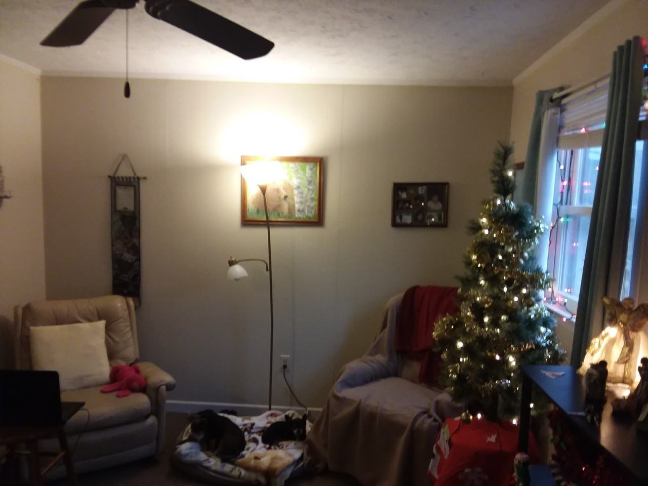 31 Mother Goose Ln #9 - Photo 2 of 5