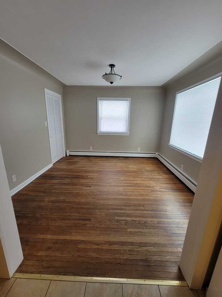 3641 Lapeer Rd - Photo 3 of 8