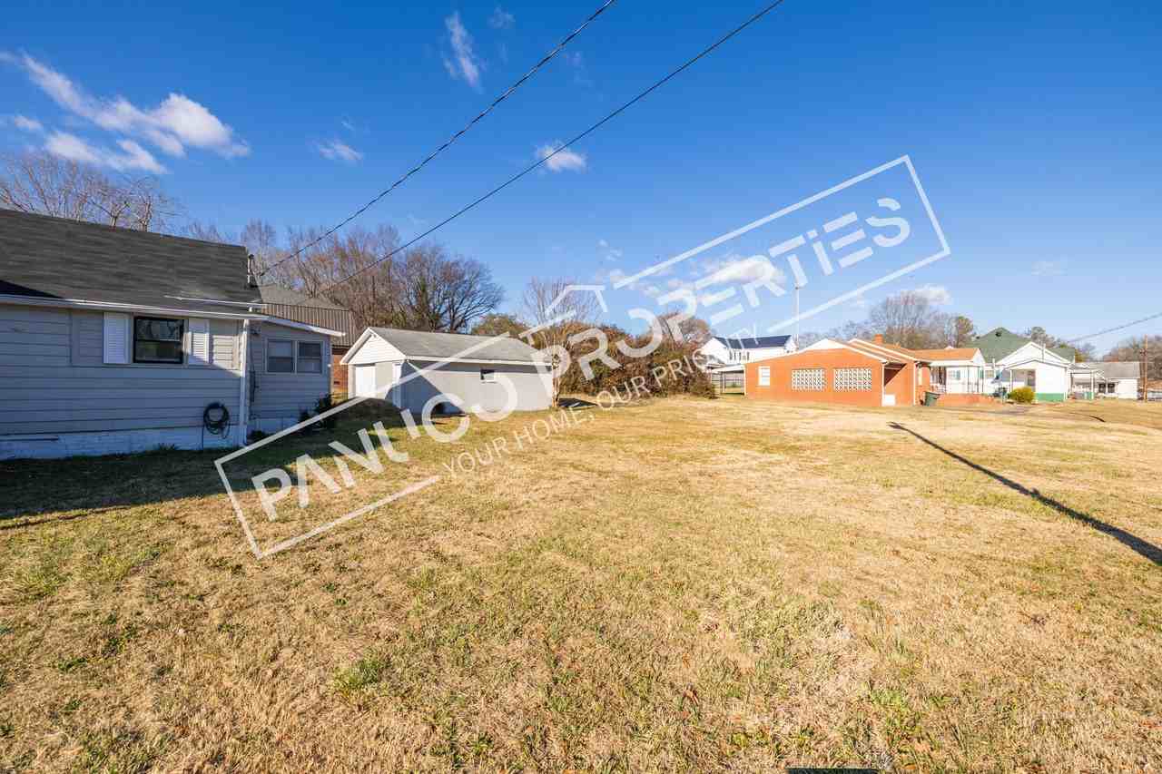 322 Moir St - Photo 7 of 25