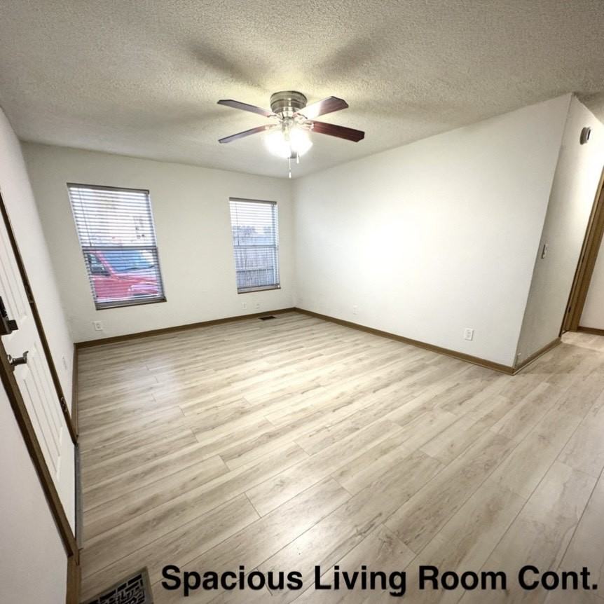 202 Harvey Ave - Photo 4 of 18