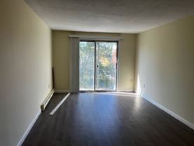 40 Dinan Dr #1 - Photo 1 of 1
