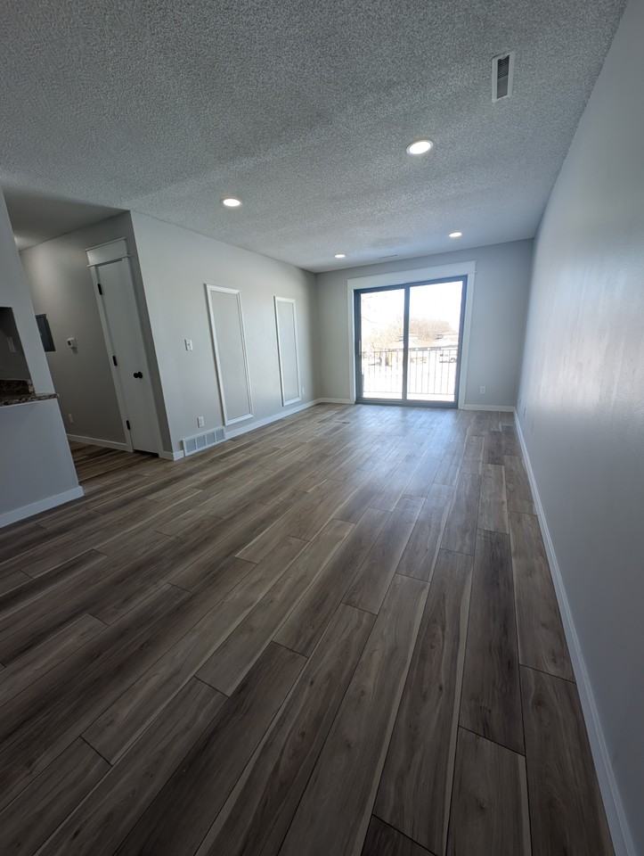 2121 Greene St #B23 - Photo 3 of 7