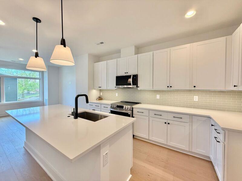 622 Rocky Knob Ct - Photo 6 of 29