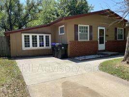 featured image of 641 Se 35th St