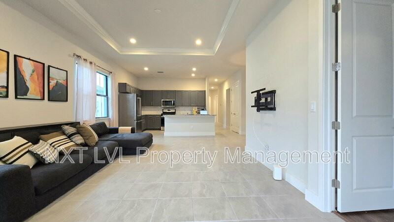 14851 Loggerhead Dr - Photo 6 of 31