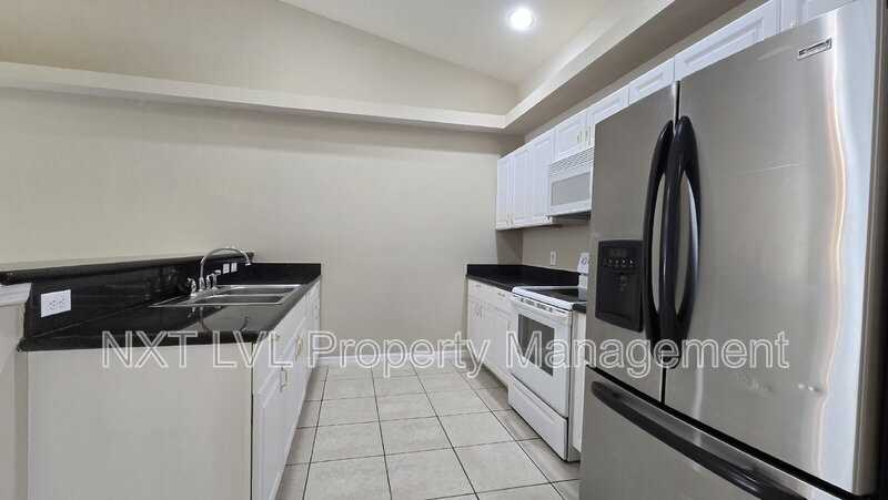 303 Ne 24th Ave - Photo 5 of 16